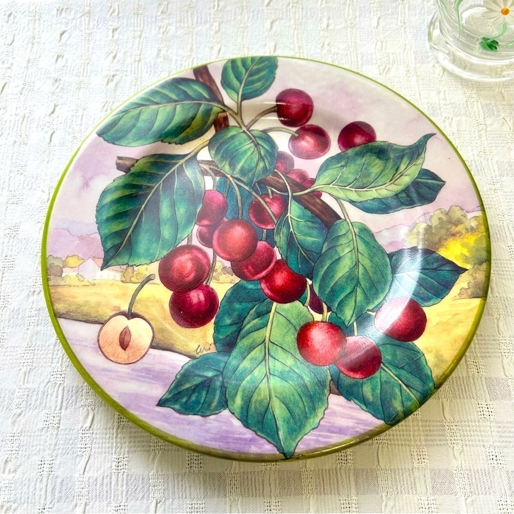 Cherry 🍒 decorative ceramic plate